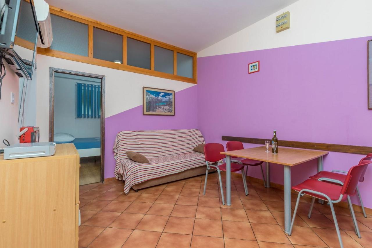Apartman Lux1 Selce Eksteriør bilde